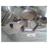 MISC KITCHEN ITEMS, VTG ICE CUBE TRAYS, CAKE PAN,