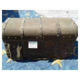 VINTAGE TRUNK