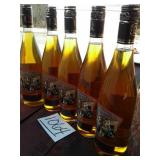 5 BOTTLES ST. JAMES WINE VINTNER