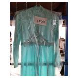 BEAUTIFUL NEW VTG. DRESS & VTG. HATS