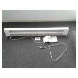 ELECTRIC BASEBOARD HEATER