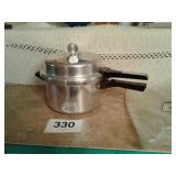 MÄNTTRA PRESSURE COOKER-NEVER USED