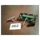 DIE-CAST JOHN-DEERE DISK