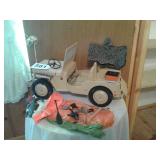 G.I. JOE ADVENTURE TEAM VEHICLE AND ACCESSORIES