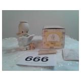 PRECIOUS MOMENTS FIGURINE