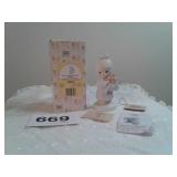 PRECIOUS MOMENTS FIGURINE