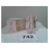 PRECIOUS MOMENTS FIGURINE