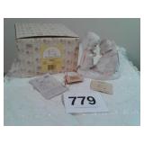 PRECIOUS MOMENTS FIGURINE