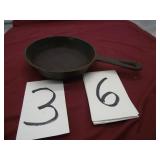 OLD CAST IRON SKILLET