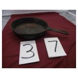 OLD CAST IRON SKILLET