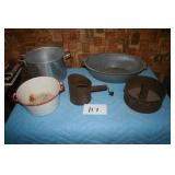 GRANITE PANS, SIFTER, CAKE PAN