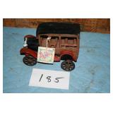 METAL BUS 6" TALL X 8" LONG
