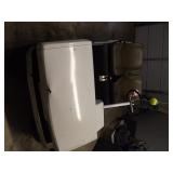 VINTAGE CUSHMAN GOLF CART W/CHARGER, RUNS