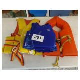 3 LIFE VESTS