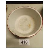WHITE W/RED BAND GRANITE DISH PAN