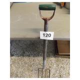 GREEN HANDLED TATER FORK