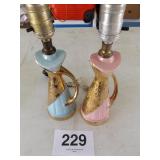 2 VINTAGE LAMPS