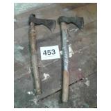 Throwing hatchets