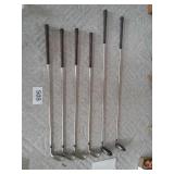 Set of 6 golf clubs