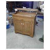 Beautiful Oak dry sink