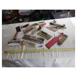 Concrete trowels Dry wall knives