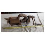 Antique anvil vice drill rare