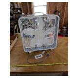 BOX FAN