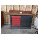 WORK BENCH W/KEY&STORAGE