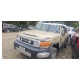 2014 Toyo FJ Cruiser JTEBU4BF5EK191072 IN VHL / AC