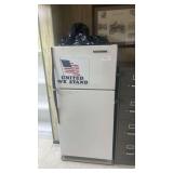 General Electric Top Freezer Refrigerator, White, Approx. 18 cu ft, Vintage 1980s