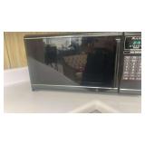 Kenmore Vintage Countertop Microwave Oven, Woodgrain, Touchpad Controls, 700W, 1.0 cu. ft.