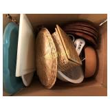 Lot of Serving Ware