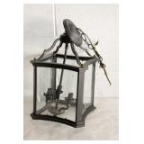 Metal Lantern Style Light Fixture