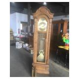 Colonial Clock Co. Grandfathers Clock
