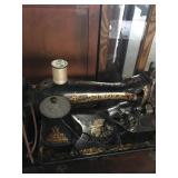 Singer Manufacturing Co. Sewing Machine