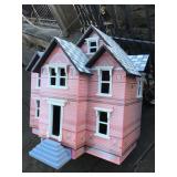 Melissa & Doug Victorian Dollhouse