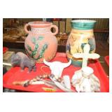 TRAY OF ASSTD DECORATIONS