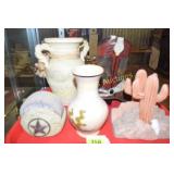 TRAY OF ASSTD DECORATIONS