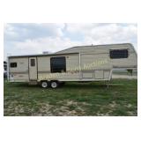USED 1990 HITCHHIKER 5TH WHEEL CHAMPAGNE EDITION
