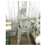 USED CRAFTSMAN 12" BAND SAW