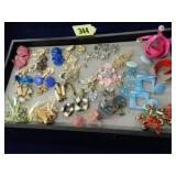 TRAY OF ASSTD COSTUME JEWELRY