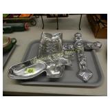 TRAY OF ASSTD HOUSE DECORATIONS