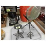 GROUP OF 2 HOUSE DECORATIONS