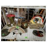 GROUP OF ASSORTED MECHANDISE.