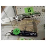 GROUP OF 2 NEW POCKET KNIVES.