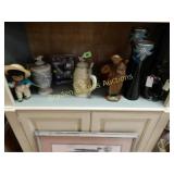 GROUP OF ASSORTED MECHANDISE.