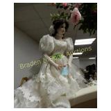 CONTEMPORARY PORCELAIN WEDDING DAY DOLL.