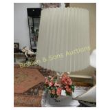 VINTAGE 31" JAPANESE-STYLE TABLE LAMP.