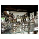 GROUP OF ASSORTED SILVER PLATE ITEMS.