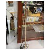 GROUP OF 3 VINTAGE RODS AND REELS.